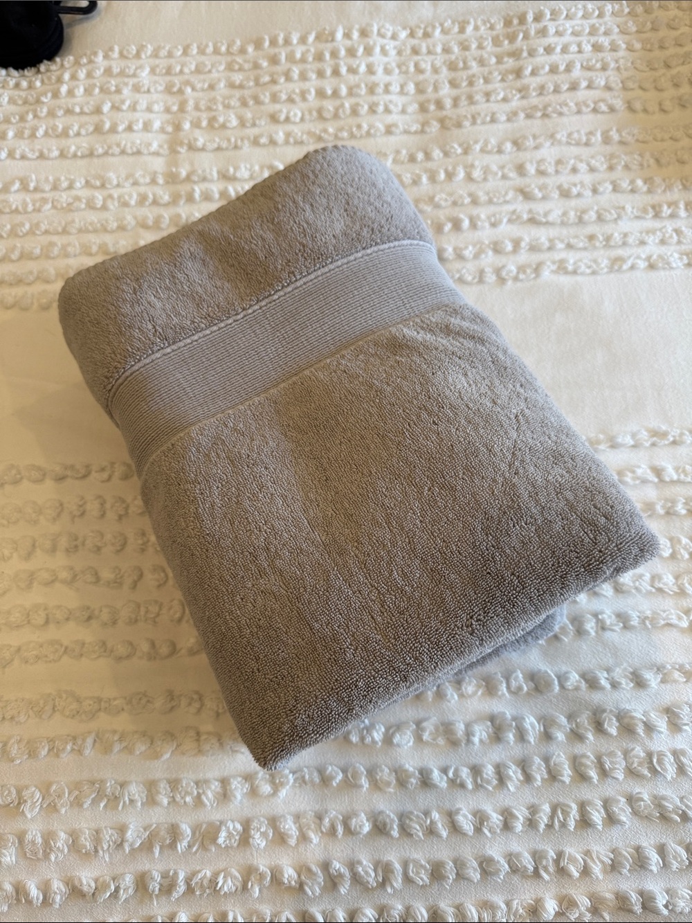 Set of 2 Pottery Barn Soft Grey Bath Towels - 100% Cotton